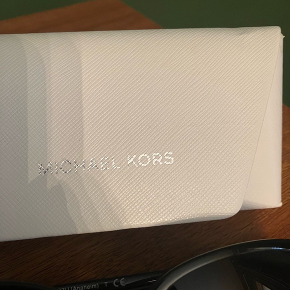Michael Kors 2137 Anaheim Black Sunglasses main image 8